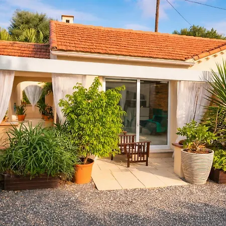 20m2- De La Nartelle 200m - Double Terrasse - Piscine Au Sel - Parking - Bbq - Check-in De 17h A 20h Maximum- Reve D'azur Maxime Vakantiehuis Sainte-Maxime