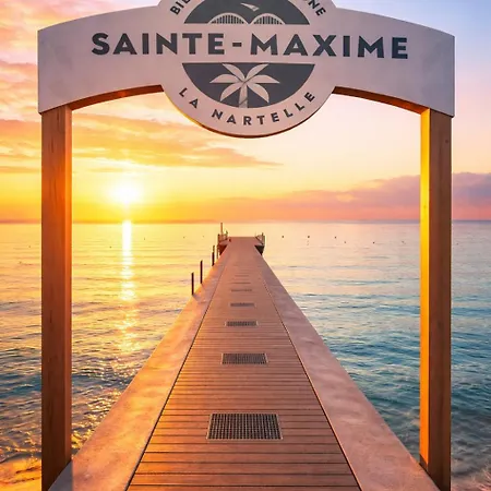 20m2- De La Nartelle 200m - Double Terrasse - Piscine Au Sel - Parking - Bbq - Check-in De 17h A 20h Maximum- Reve D'azur Maxime Vakantiehuis *